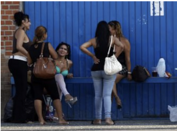 Tren de Aragua controla la prostitución en CDMX: Este es su modus operandi